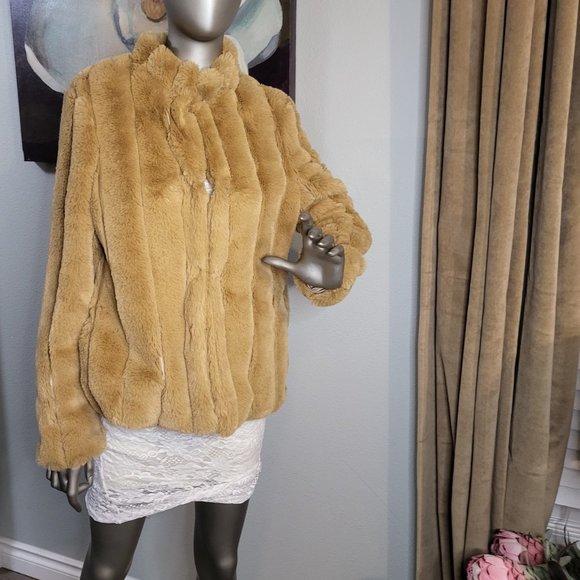 FAUX FUR COLLARED LONG SLEEVE JACKET - Picture 5 of 6
